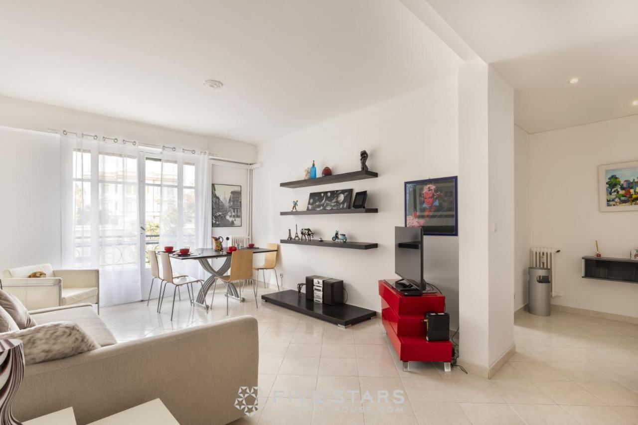 Suite Flora Five Stars Holiday House Nice Bagian luar foto