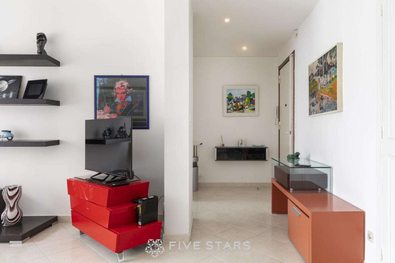 Suite Flora Five Stars Holiday House Nice Bagian luar foto